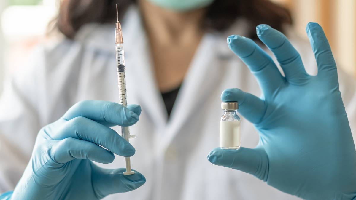 Vaksin Meningitis untuk Umroh dan Haji